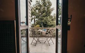 Library Apartment - Villa Candela